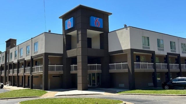 Motel 6 in Raleigh North