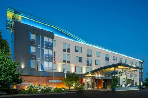 aloft Green Bay