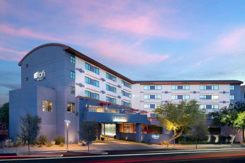 Aloft Scottsdale for under 21