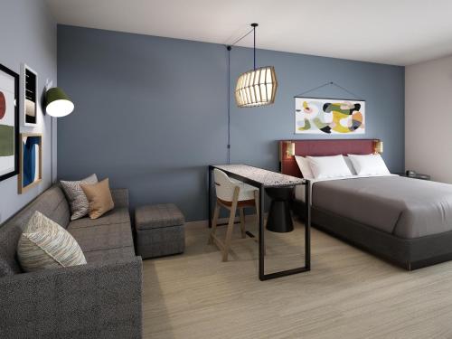 Atwell Suites at The Pass