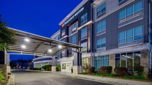 Best Western Premier near Savannah Airport