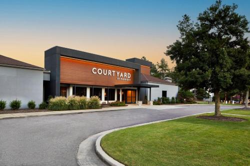 Courtyard by Marriott Memphis East Park Avenue
