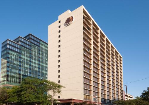 DoubleTree by Hilton for under 21