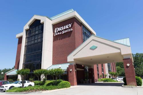 Drury Inn & Suites with 18+ check-in