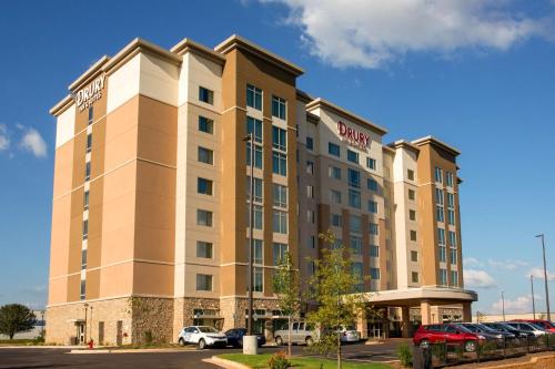 Drury Inn & Suites in Huntsville for 18-Year-Olds