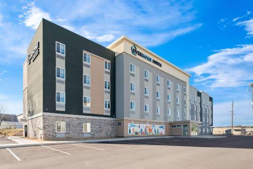 Everhome Suites Research Park