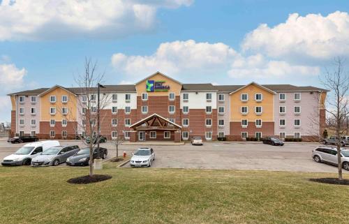 Extended Stay America Select Suites near Cleveland Airport