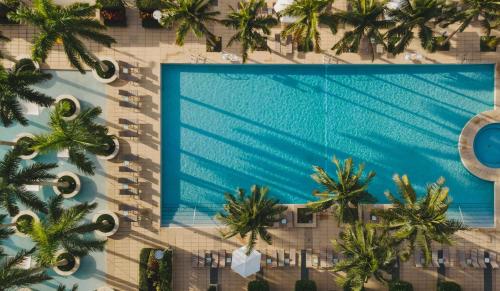 Four Seasons Hotel in Miami with 18+ check-in