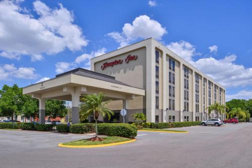 Hampton Inn with 18+ check-in