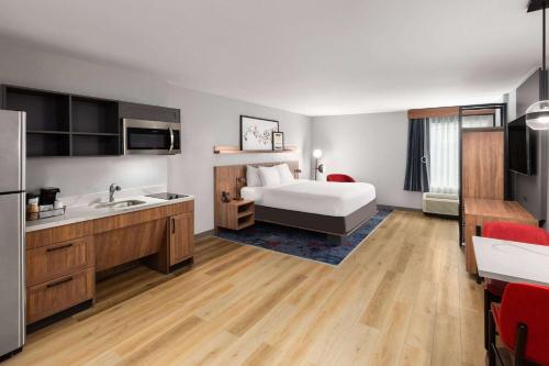 Hawthorn Extended Stay by Wyndham Knoxville