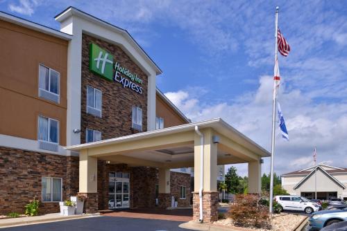 Holiday Inn Express in Montgomery East