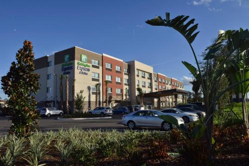 Holiday Inn Express & Suites Orlando Southeast by IHG