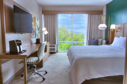 Holiday Inn Gainesville University Center by IHG