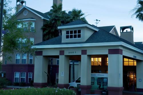 Homewood Suites by Hilton Phoenix Biltmore