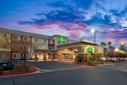 La Quinta by Wyndham Las Vegas RedRock