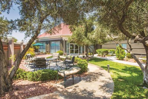 La Quinta by Wyndham Summerlin Tech