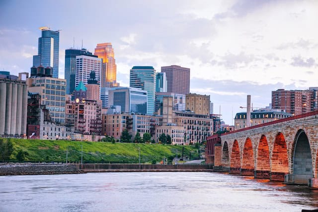 Minneapolis, Minnesota, USA skyline
