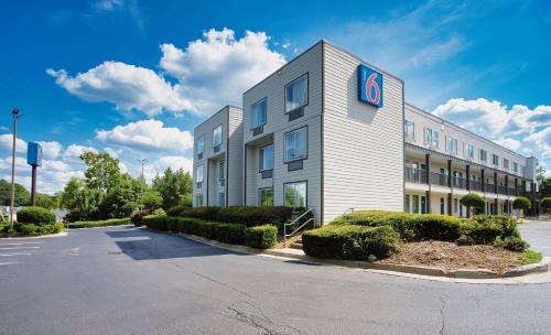 Motel 6 for under 21