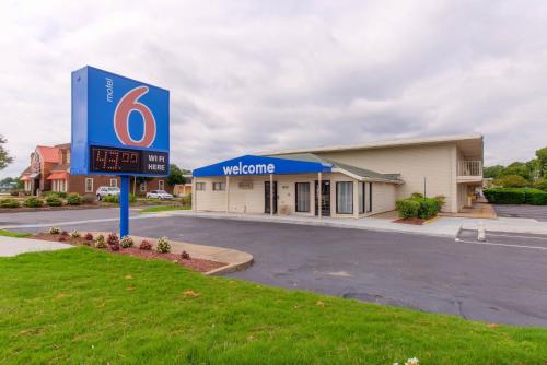 Motel 6 in Norfolk