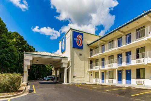 Motel 6 Raleigh