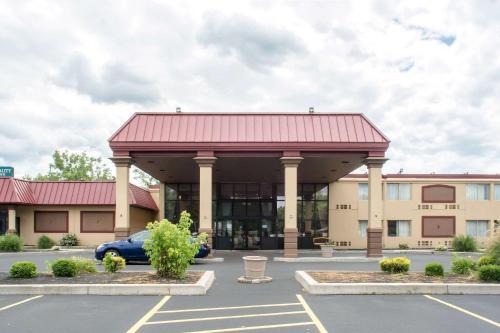 Motel 6 near Rochester Airport