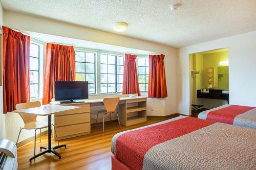 Motel 6 Yuma East