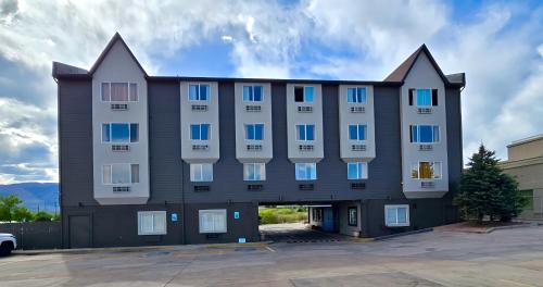 Olympia Inn for under 21