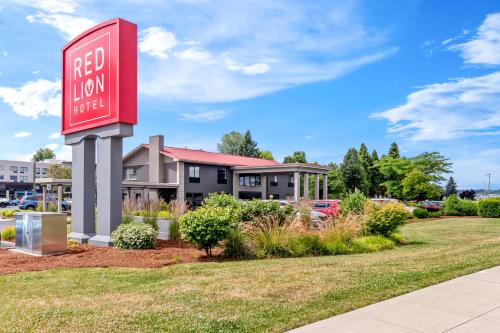 Red Lion Hotel near Portland Airport