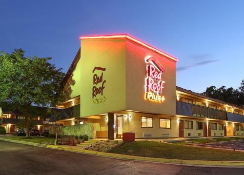 Red Roof Inn PLUS+ BWI South
