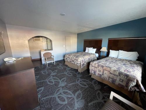 Sands Motel for under 21