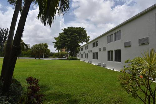 Motel 6 Miami