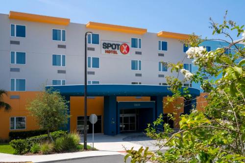 SPOT X Hotel Orlando Intl Dr