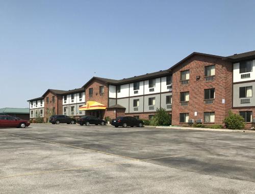 Super 8 by Wyndham Omaha West Dodge
