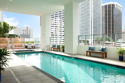 YOTELPAD Miami allows 18-year-olds